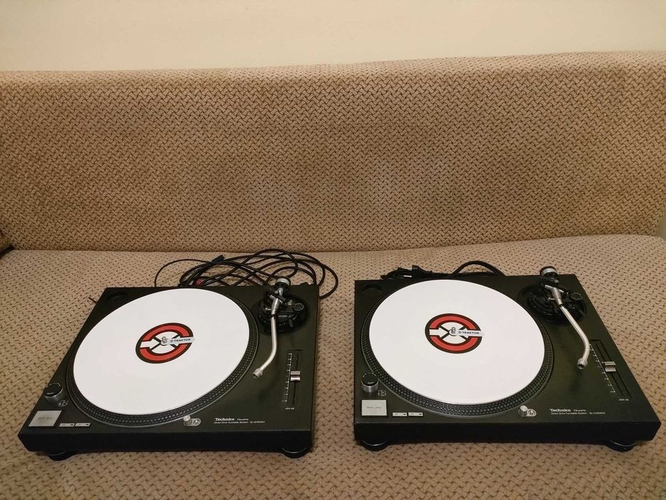 Platane pick up Technics sl 1200 Mk3 nu 1210