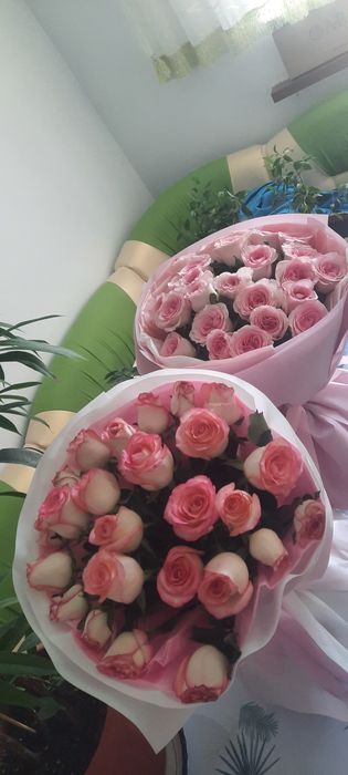 Цветы розы розовый
