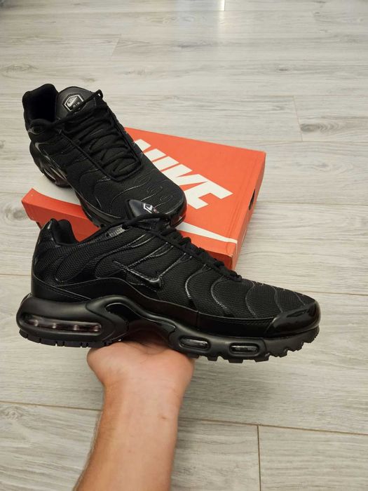 Adidasi Nike Air TN Negri