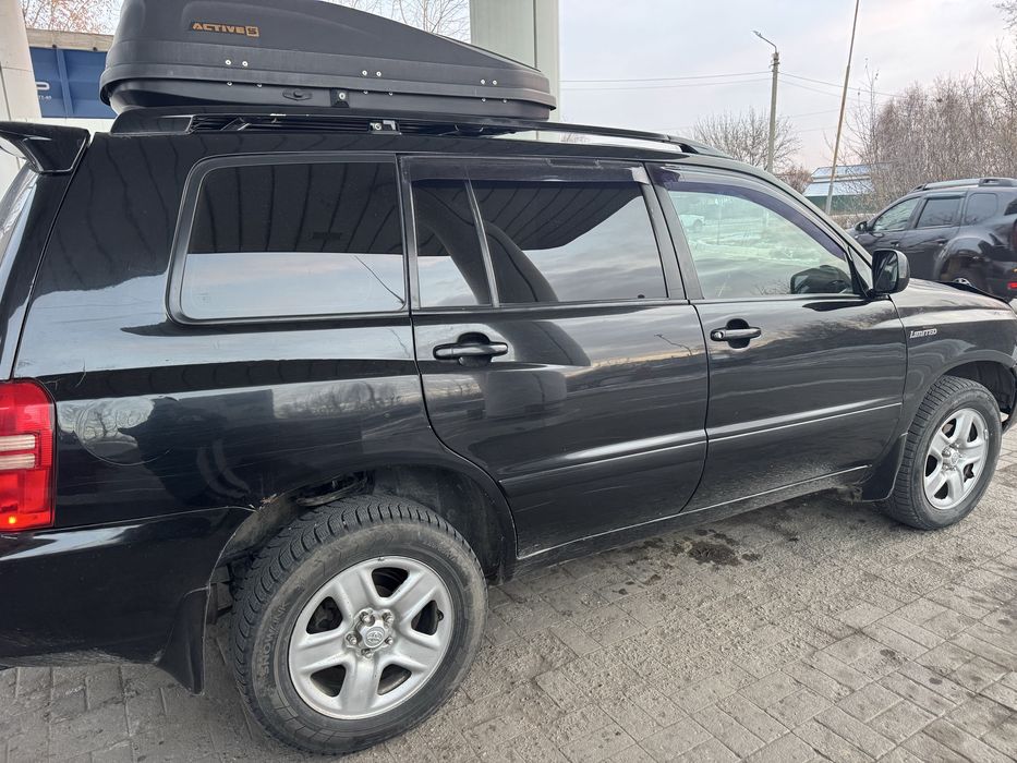 Тайота.                                                      хайландер