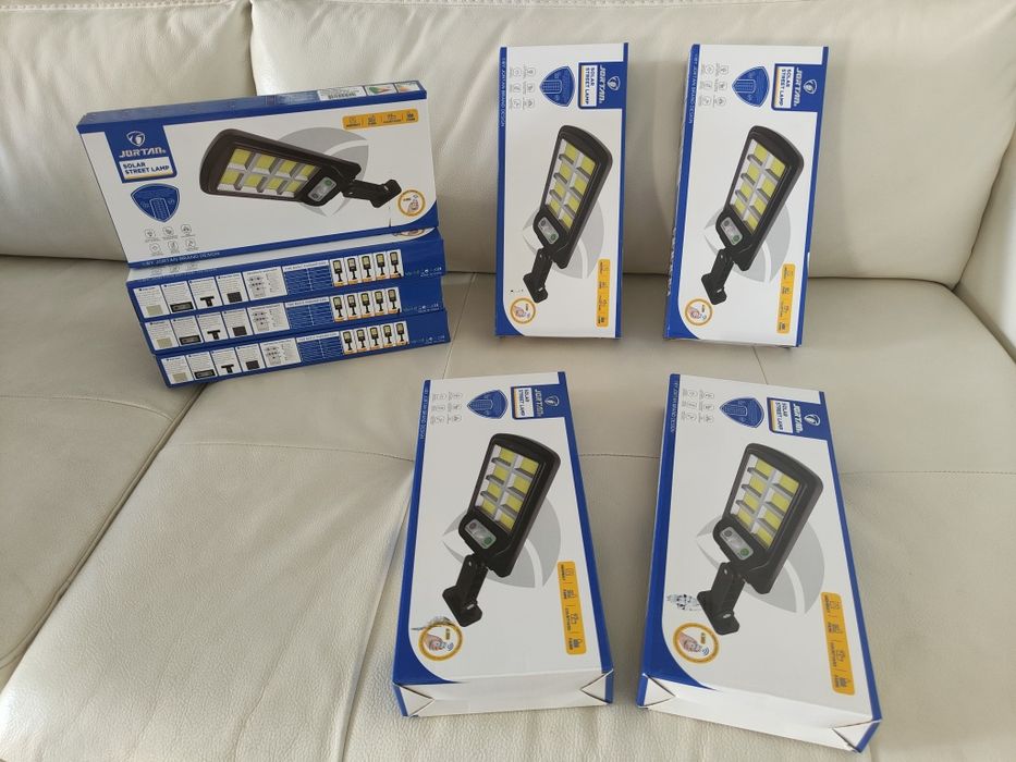 Set 4 Lampi Solare Jortan , Lampi cu senzor si telecomanda , Lampa stradala