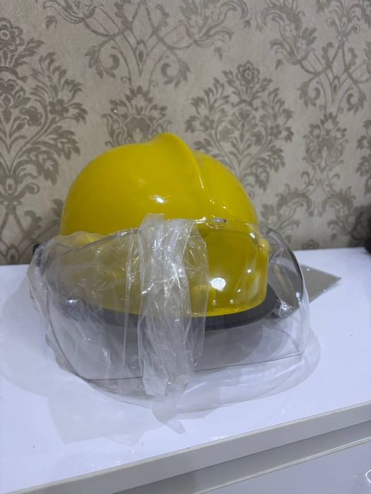 Защитная каска с термостойким визором и защитой шеи,   O't o'chiruvch