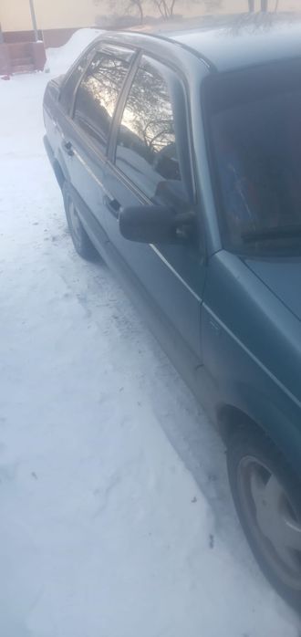 Фолтсваген Пассат б3 седан моно 1.8