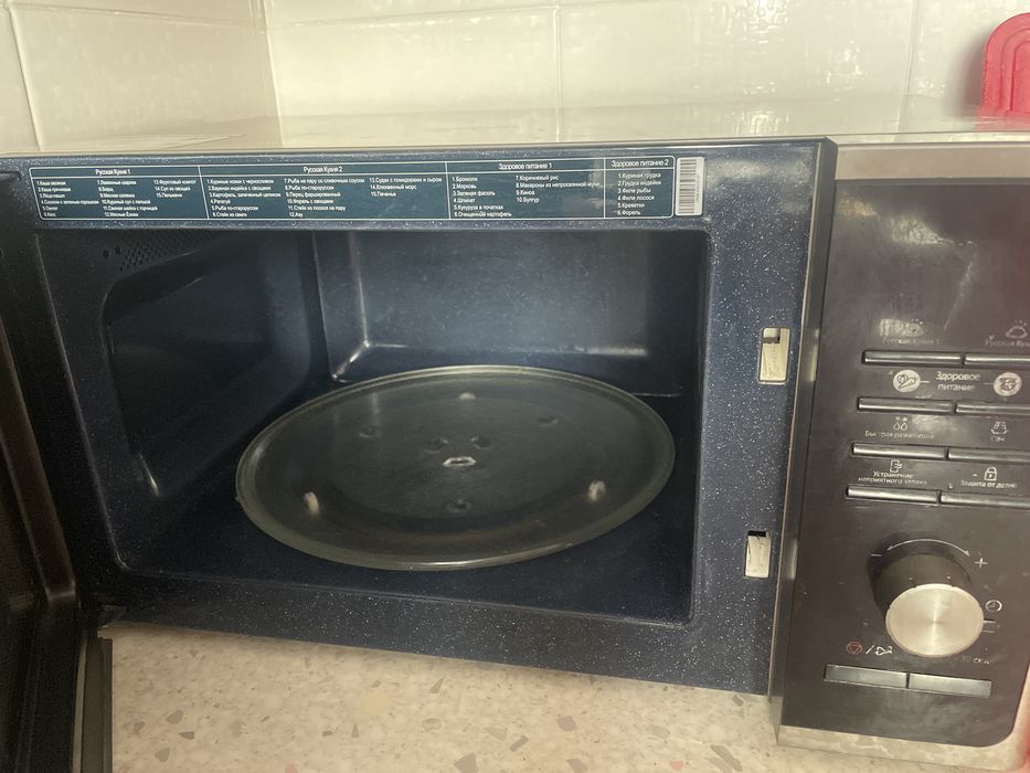 Продается микроволновая  печь