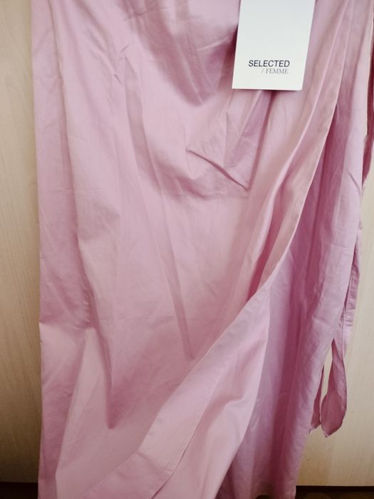 Fusta lunga petrecuta