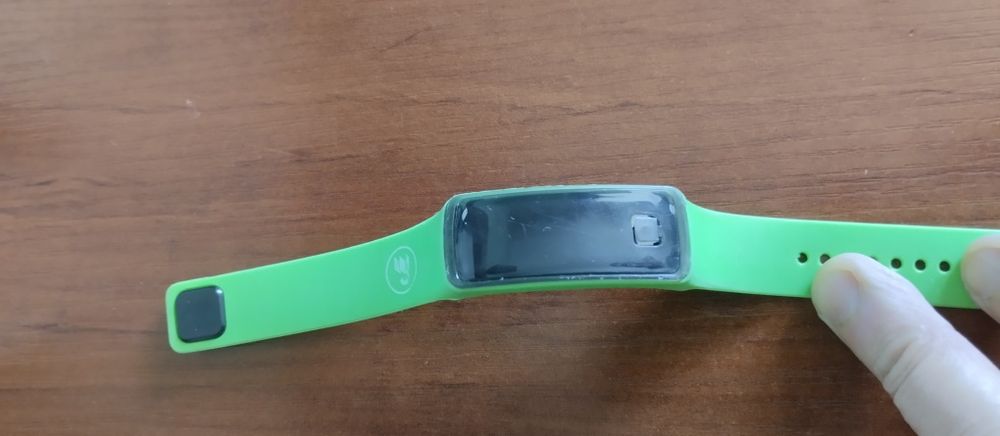 Часы электронные - подростковые.