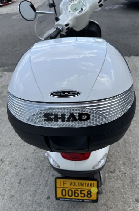 Vespa scuter 2T  2011