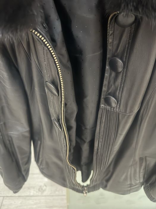 Шикарная кожаная куртка