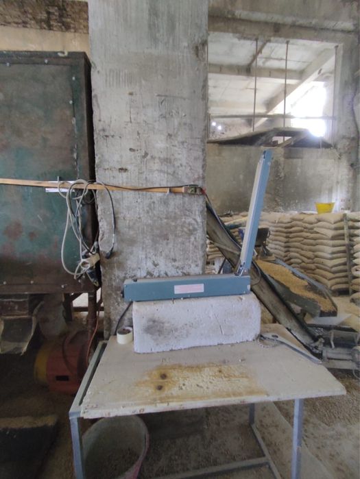 Vand linie completa peleti + diferite accesorii!!