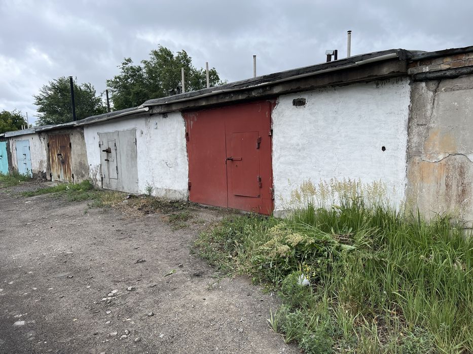 Продам гараж на 1 квартале