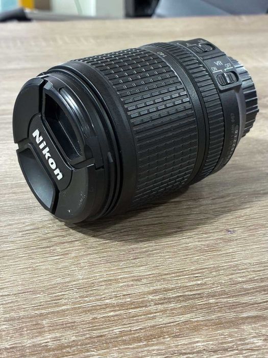 Обектив Nikon DX VR