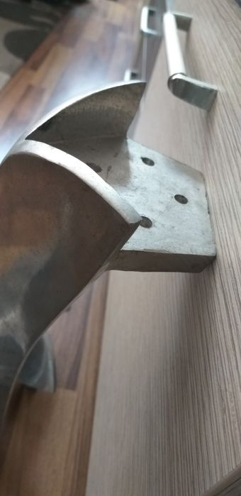 Масивни крака за холна маса от алуминий