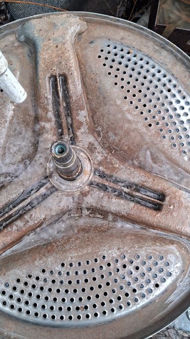 Ремонт стиральных машин и посуда моющий машинки. Гарантия  качества .