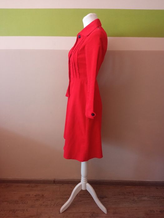 Rochie rosie retro vitange. Nu Zara, Nu Massimo Dutti, Nu Mango