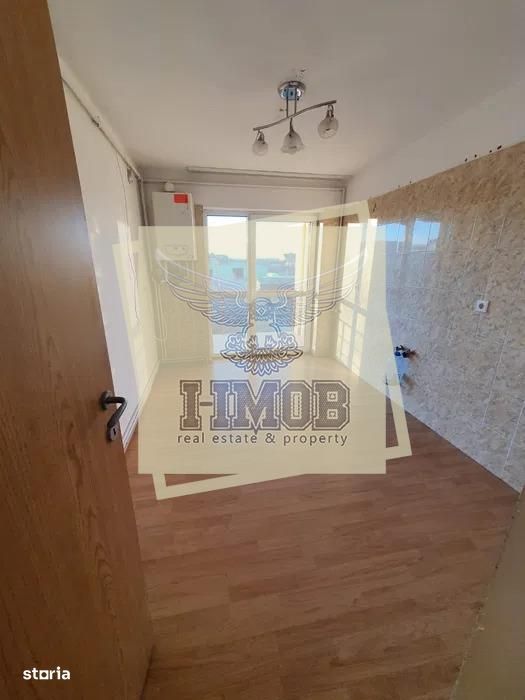 Apartament 3 camere decomandat etaj 1 zona Trei Stejari