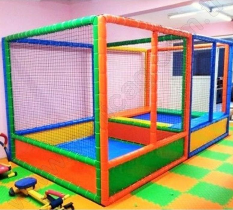 Плеиграунд нови различни размери и настилки за вътре и вън