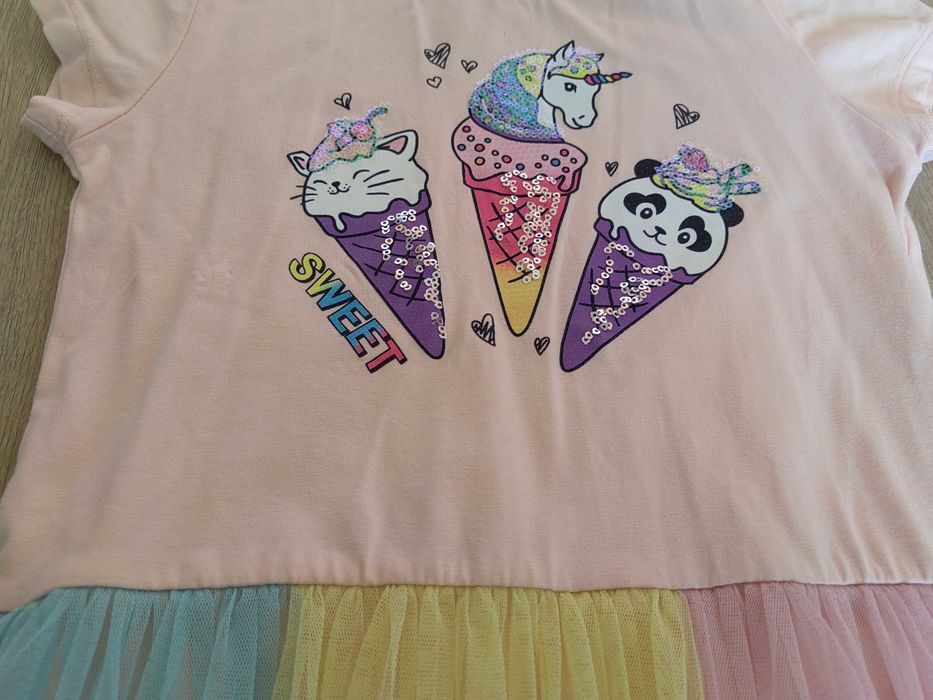 Лятна рокля с пайети 9-10 г