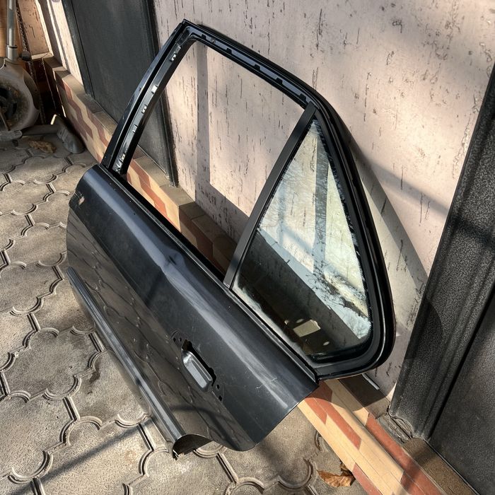 Дверь задняя bmw e34 бмв е34