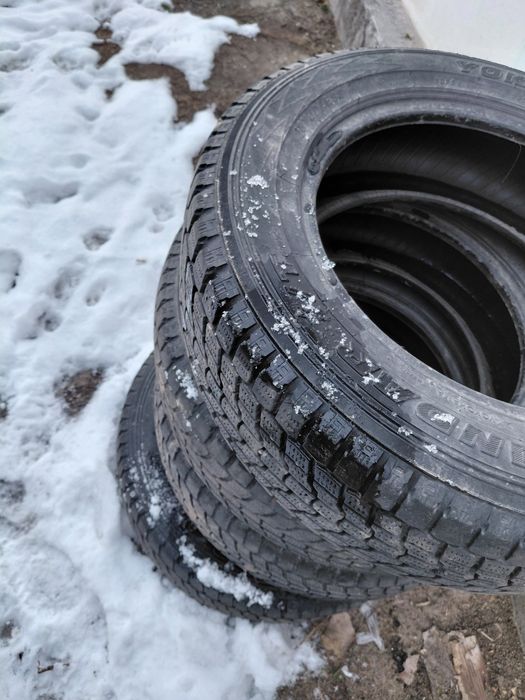 Резина зимняя 225/65/17