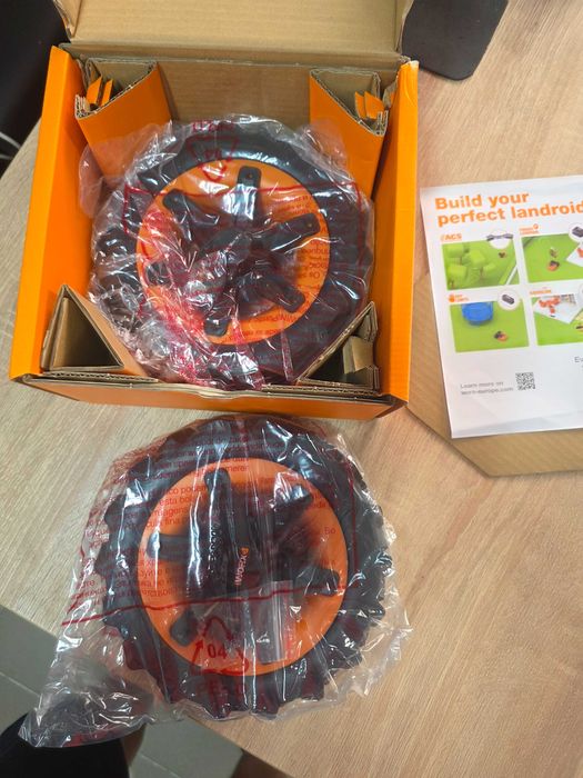 Roti pentru robot de tuns iarba / gazon, Worx WA0952, 20.5 cm, set 2 bucati