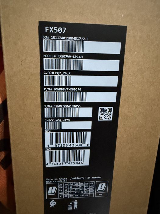 Лаптоп ASUS - TUF F15 FX507VV  със джойстик и охлаждаща стойка