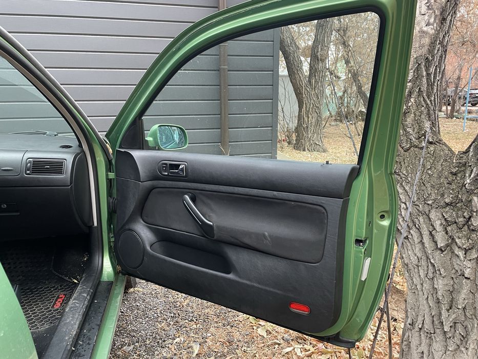 Volkswagen Golf 4 1.6