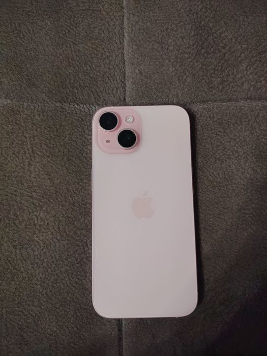 Продам IPhone 15