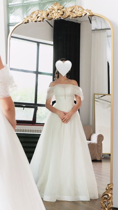 Продам свадебные платья