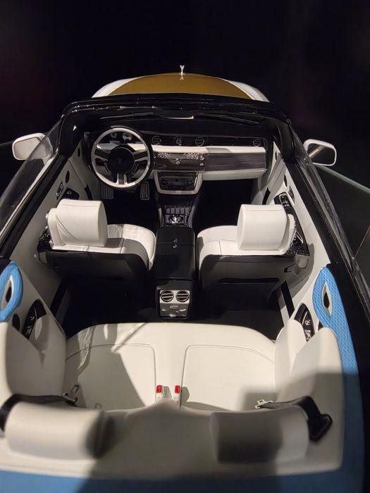 1/18 Rolls Royce Boat Tail