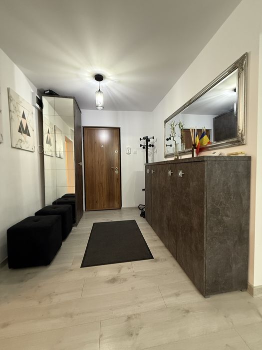 Inchiriez apartament 3 camere / mobilat conplet
