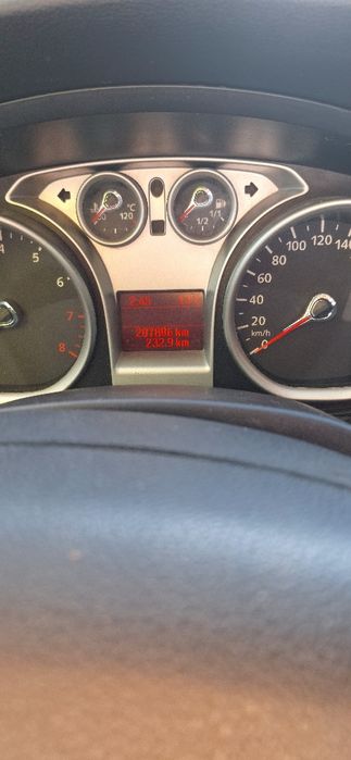 Vand Ford Focus an 2008,benzina + gpl