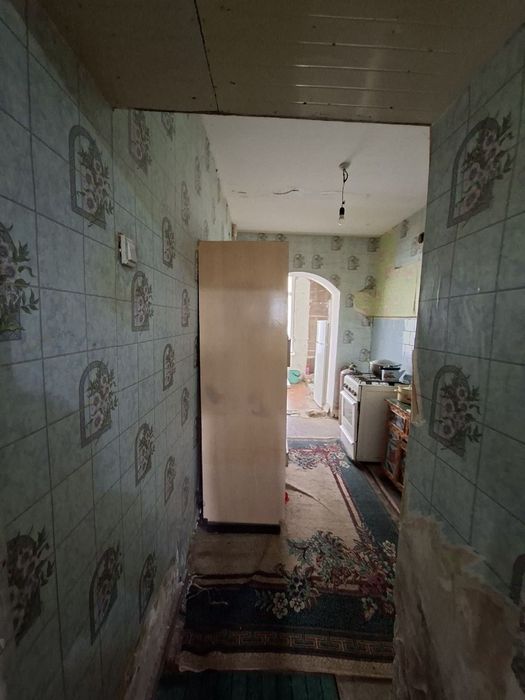 Продаётся 2-комнатная квартира в Дукенте, в удобной локации рядом с ГА