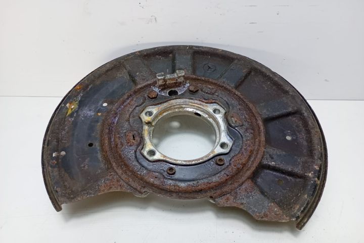 Fuzeta stanga spate Mercedes-Benz E-Class W212 seria