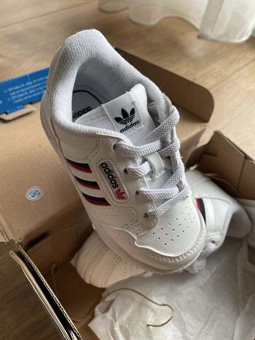 Papuci copii Adidas marime 21