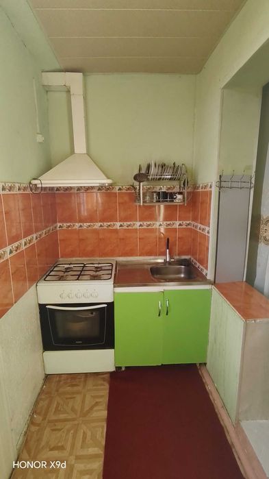 Qarshi sh 2 xonali kvartira sotiladi