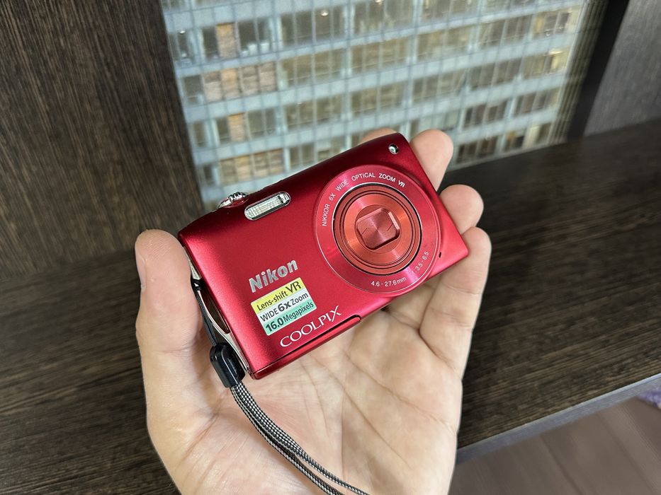 Nikon Coolpix S3500 Быстрым Торг!