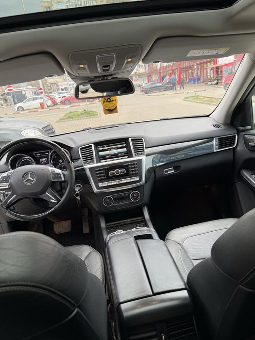 Mercedes Benz ML350