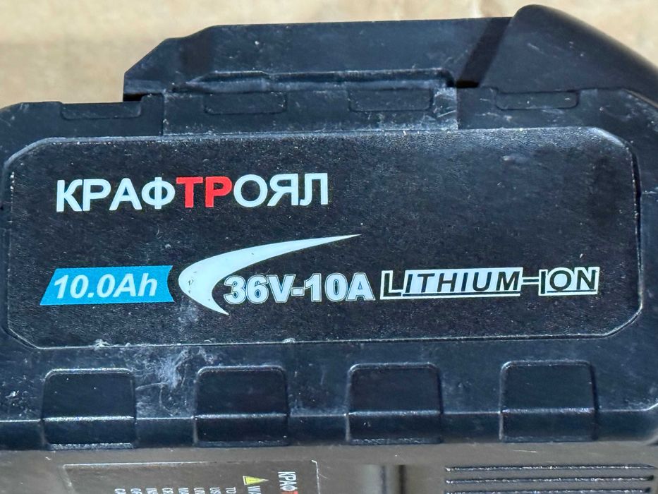 Ударен гайковерт  Kraft Royal DTW285 –  2 Батерии, зарядно и Куфар