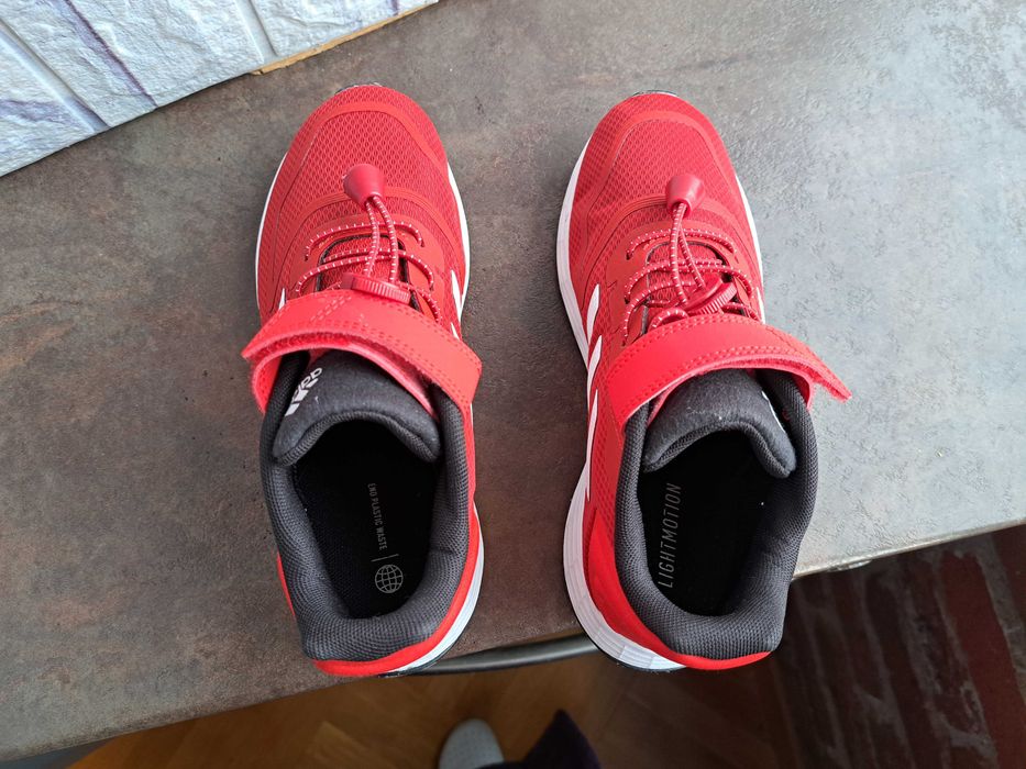 дамски маратонки ,кецове,Нови спортни обувки,ном.33 Adidas,адидас