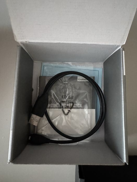 Часы Garmin Instinct Solar Tactical