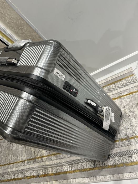 Чемадан, янги холати идеально