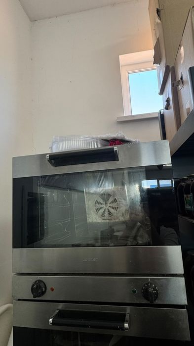 Продается печь от smeg