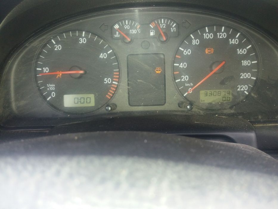 VW Passat 1.9tdi 110к.с 98г За части