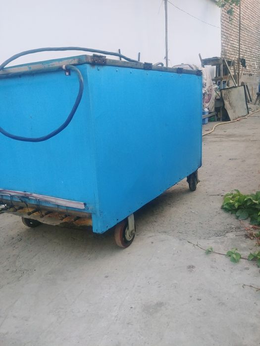 Котёл,для чистки деталей двигателя.