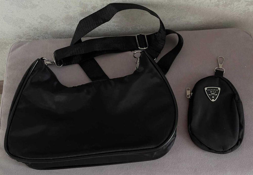 Четыре сумки Сумка