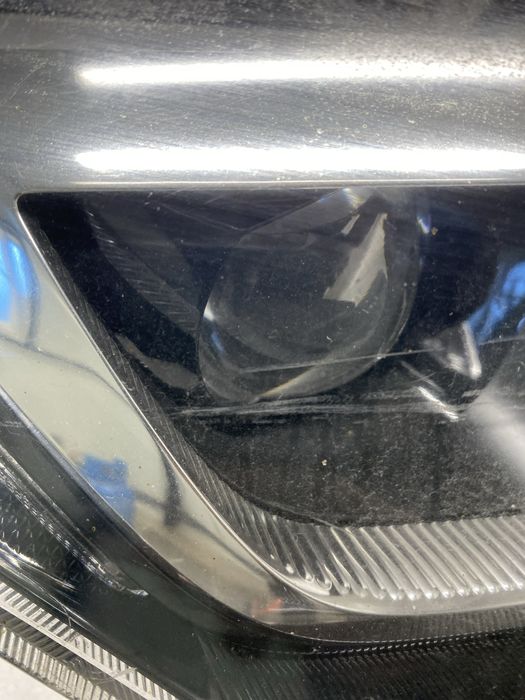 Фарове TOYOTA C-HR Пежо 307 цена за двата!