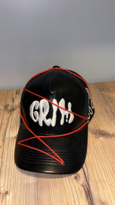 sapca grim