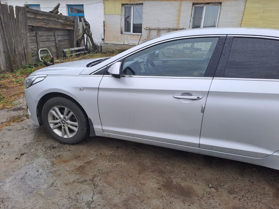 Продам машинуууу соната 8