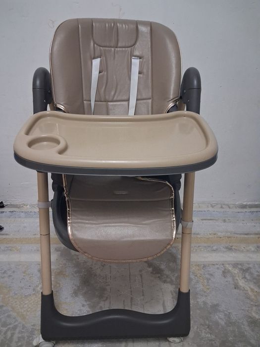 Стульчик для кормлений