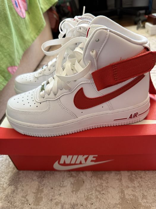 Vand adidasi albi Nike Air